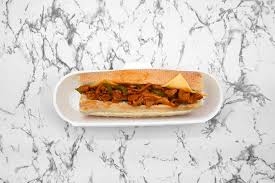 ساندوتش مكس لحمة