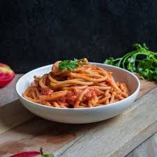 مكرونة بالفراخ ريد صوص